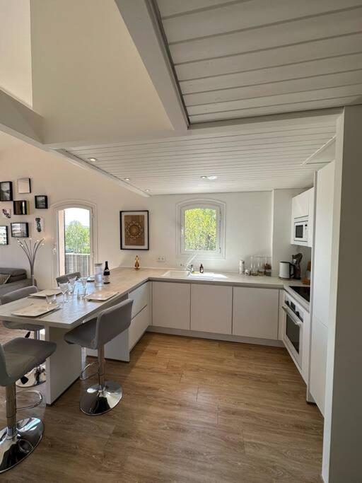 L'Atelier Marin Sur Le Port Des Marines Leilighet Cogolin Eksteriør bilde
